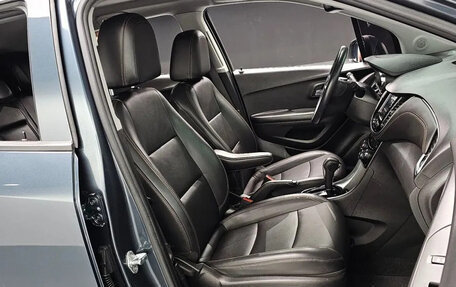 Chevrolet Trax, 2023 год, 1 855 000 рублей, 7 фотография