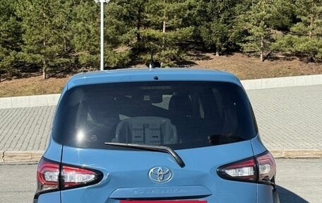 Toyota Sienta II, 2021 год, 1 400 000 рублей, 5 фотография