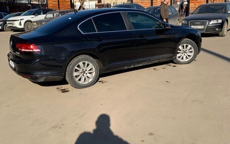 Volkswagen Passat B8 рестайлинг, 2017 год, 1 650 000 рублей, 10 фотография