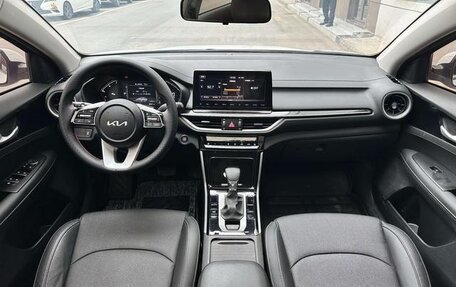 KIA K3, 2022 год, 1 390 000 рублей, 9 фотография