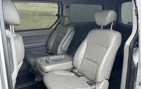 Hyundai Grand Starex Grand Starex I рестайлинг 2, 2014 год, 1 650 000 рублей, 8 фотография