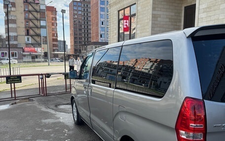 Hyundai Grand Starex Grand Starex I рестайлинг 2, 2014 год, 1 650 000 рублей, 7 фотография