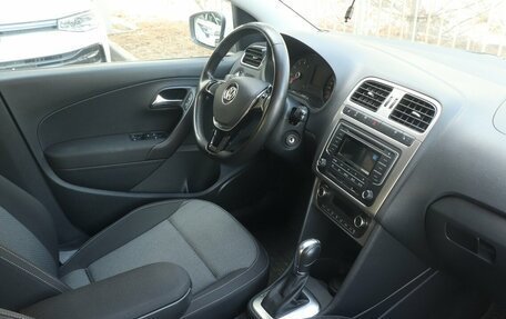 Volkswagen Polo VI (EU Market), 2017 год, 1 205 000 рублей, 6 фотография