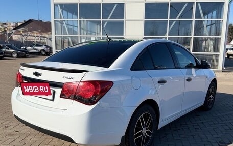 Chevrolet Cruze II, 2011 год, 810 000 рублей, 3 фотография