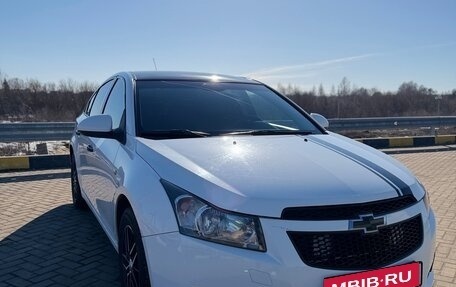 Chevrolet Cruze II, 2011 год, 810 000 рублей, 2 фотография