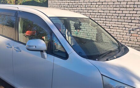 Toyota Noah III, 2007 год, 1 520 000 рублей, 3 фотография