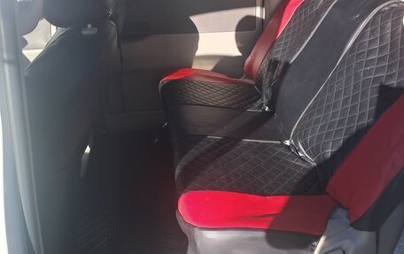 Toyota Noah III, 2007 год, 1 520 000 рублей, 11 фотография