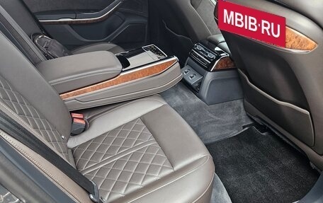 Audi A8, 2019 год, 6 050 000 рублей, 12 фотография
