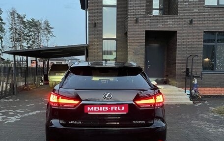 Lexus RX IV рестайлинг, 2020 год, 4 500 000 рублей, 2 фотография