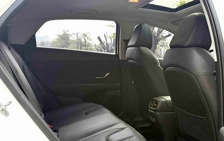 Hyundai Elantra, 2022 год, 1 240 000 рублей, 19 фотография