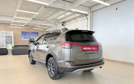 Toyota RAV4, 2015 год, 2 949 000 рублей, 4 фотография