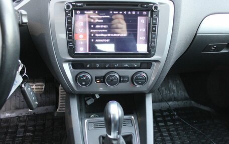 Volkswagen Jetta VI, 2017 год, 1 460 000 рублей, 12 фотография