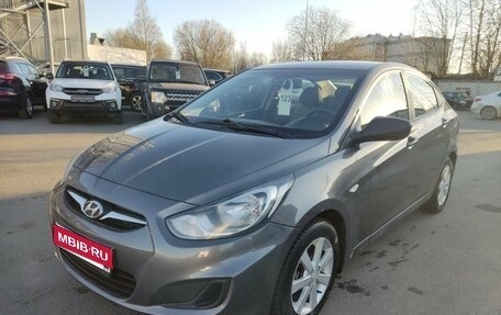 Hyundai Solaris II рестайлинг, 2013 год, 699 000 рублей, 1 фотография