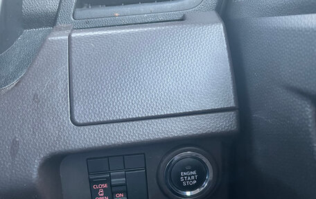 Toyota Roomy I, 2021 год, 1 450 000 рублей, 7 фотография