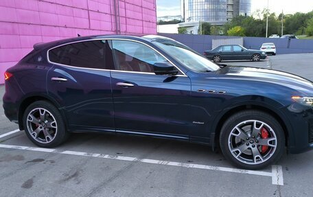Maserati Levante I, 2019 год, 6 400 000 рублей, 3 фотография