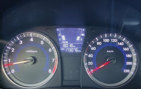 Hyundai Solaris II рестайлинг, 2013 год, 699 000 рублей, 9 фотография