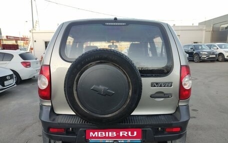 Chevrolet Niva I рестайлинг, 2015 год, 599 000 рублей, 6 фотография