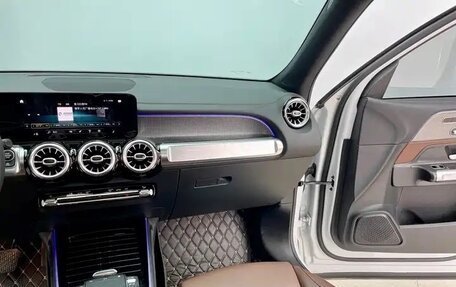 Mercedes-Benz GLB, 2022 год, 2 350 000 рублей, 20 фотография