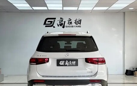 Mercedes-Benz GLB, 2022 год, 2 350 000 рублей, 26 фотография