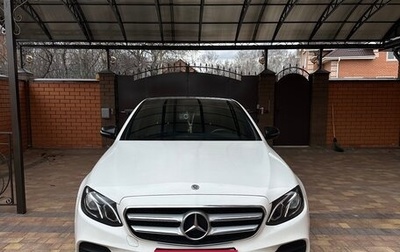 Mercedes-Benz E-Класс, 2019 год, 3 500 000 рублей, 1 фотография