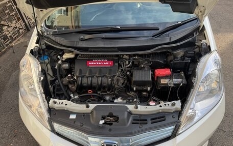 Honda Fit Shuttle I рестайлинг, 2012 год, 950 000 рублей, 24 фотография