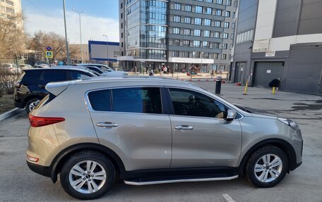 KIA Sportage IV рестайлинг, 2017 год, 1 900 000 рублей, 4 фотография