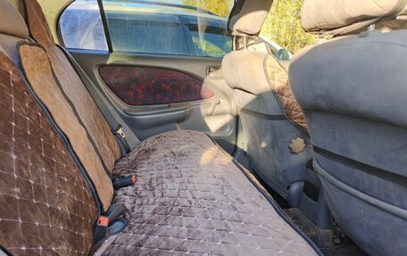 Toyota Avensis III рестайлинг, 1999 год, 300 000 рублей, 5 фотография