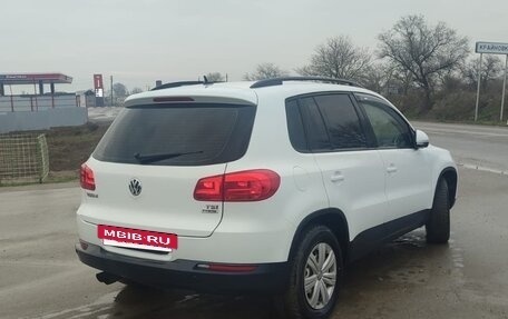 Volkswagen Tiguan I, 2015 год, 1 195 000 рублей, 3 фотография
