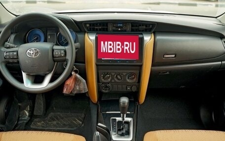 Toyota Fortuner II, 2025 год, 5 064 900 рублей, 9 фотография