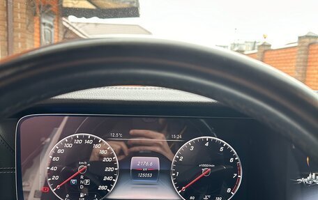 Mercedes-Benz E-Класс, 2019 год, 3 500 000 рублей, 4 фотография