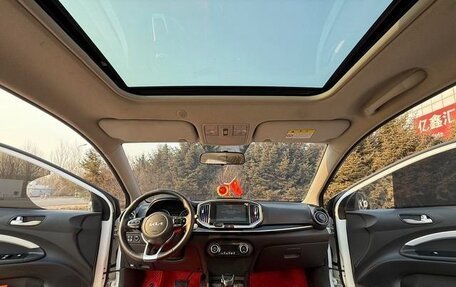 KIA Stonic, 2022 год, 1 330 000 рублей, 7 фотография