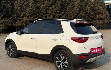 KIA Stonic, 2022 год, 1 330 000 рублей, 4 фотография