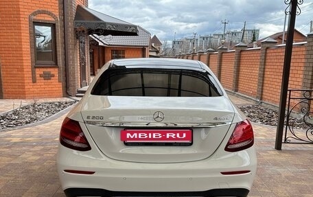 Mercedes-Benz E-Класс, 2019 год, 3 500 000 рублей, 2 фотография