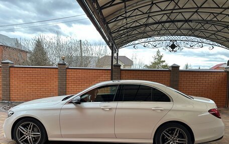 Mercedes-Benz E-Класс, 2019 год, 3 500 000 рублей, 9 фотография