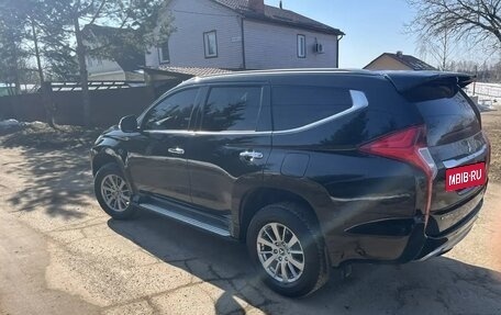 Mitsubishi Pajero Sport III рестайлинг, 2020 год, 3 200 000 рублей, 3 фотография