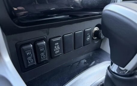 Mitsubishi Pajero Sport III рестайлинг, 2020 год, 3 200 000 рублей, 10 фотография