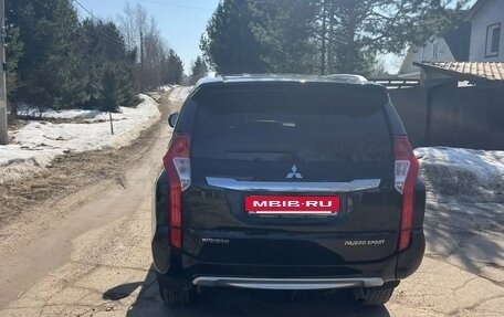 Mitsubishi Pajero Sport III рестайлинг, 2020 год, 3 200 000 рублей, 4 фотография