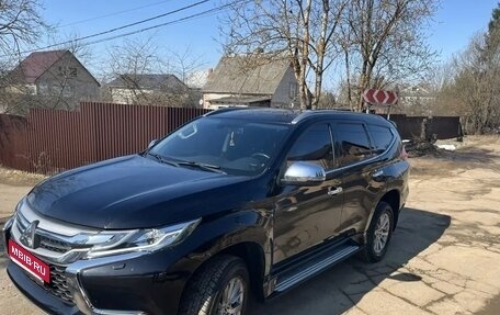 Mitsubishi Pajero Sport III рестайлинг, 2020 год, 3 200 000 рублей, 7 фотография