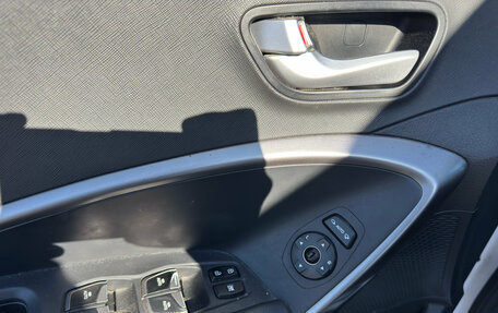 Hyundai Santa Fe III рестайлинг, 2016 год, 1 899 000 рублей, 13 фотография