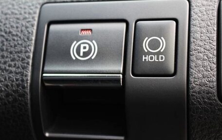 Toyota Harrier, 2020 год, 2 390 000 рублей, 20 фотография