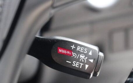 Toyota Harrier, 2020 год, 2 390 000 рублей, 14 фотография