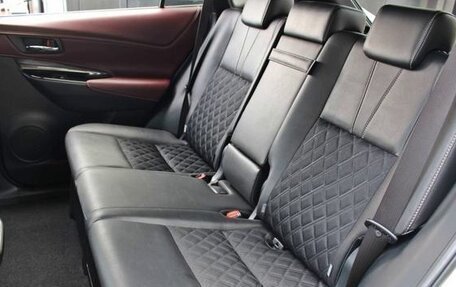 Toyota Harrier, 2020 год, 2 390 000 рублей, 35 фотография