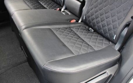 Toyota Harrier, 2020 год, 2 390 000 рублей, 34 фотография