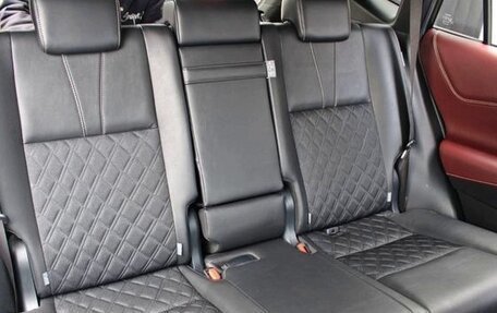 Toyota Harrier, 2020 год, 2 390 000 рублей, 36 фотография