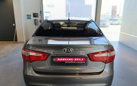 KIA Rio III рестайлинг, 2015 год, 849 000 рублей, 5 фотография