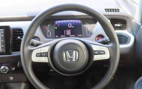 Honda Fit, 2021 год, 1 100 000 рублей, 12 фотография