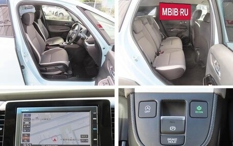 Honda Fit, 2021 год, 1 100 000 рублей, 38 фотография