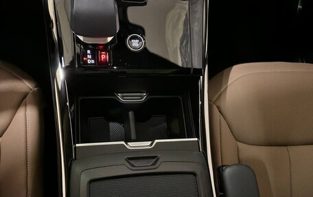 Land Rover Range Rover Sport, 2026 год, 19 900 000 рублей, 24 фотография