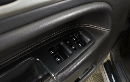 Volkswagen Touareg III, 2008 год, 1 049 000 рублей, 25 фотография