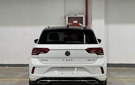 Volkswagen T-Roc I, 2022 год, 1 700 000 рублей, 6 фотография
